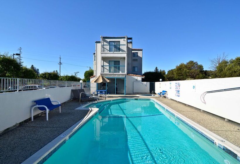 فندق America S Best Value Inn Of Novato