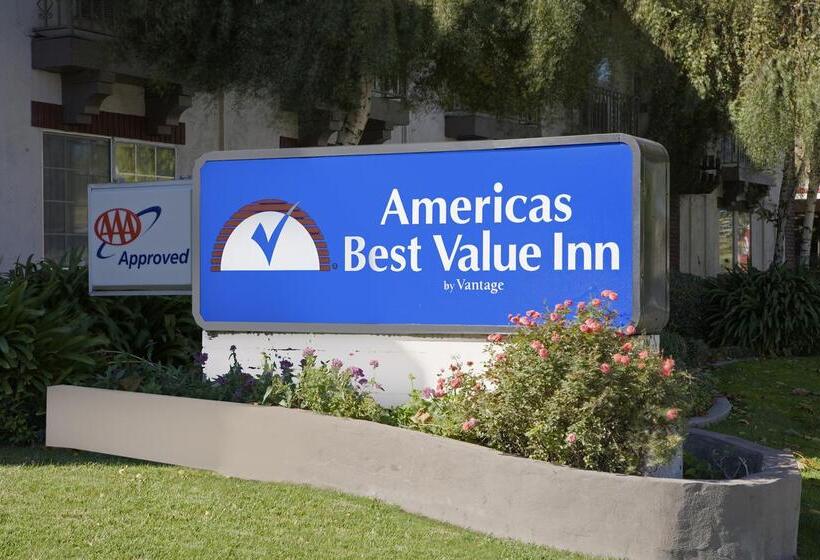 בית מלון כפרי Americas Best Value Inn San Jose Convention Center