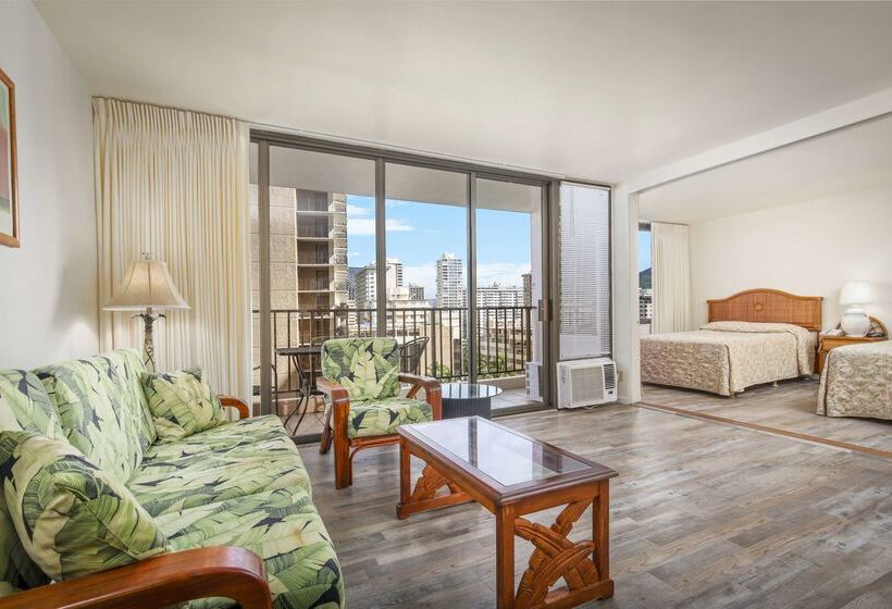 호텔 Aston At The Waikiki Banyan