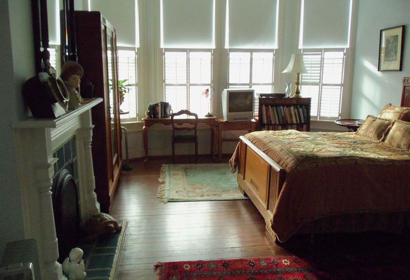 هتل Berney Fly Bed And Breakfast