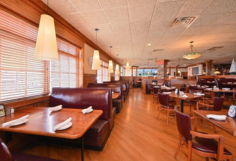 בית מלון כפרי Best Western Kelly Inn   Yankton