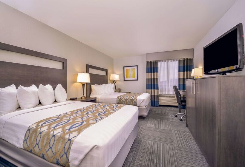 בית מלון כפרי Best Western Naperville Inn