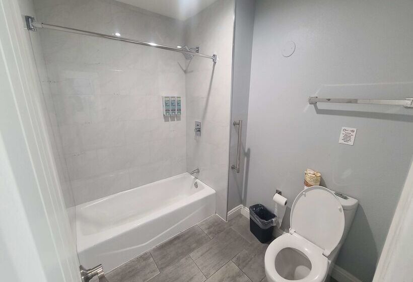 فندق Best Western Orange Plaza