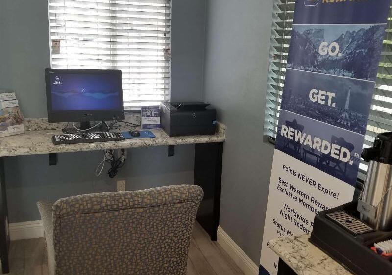 فندق Best Western Orange Plaza