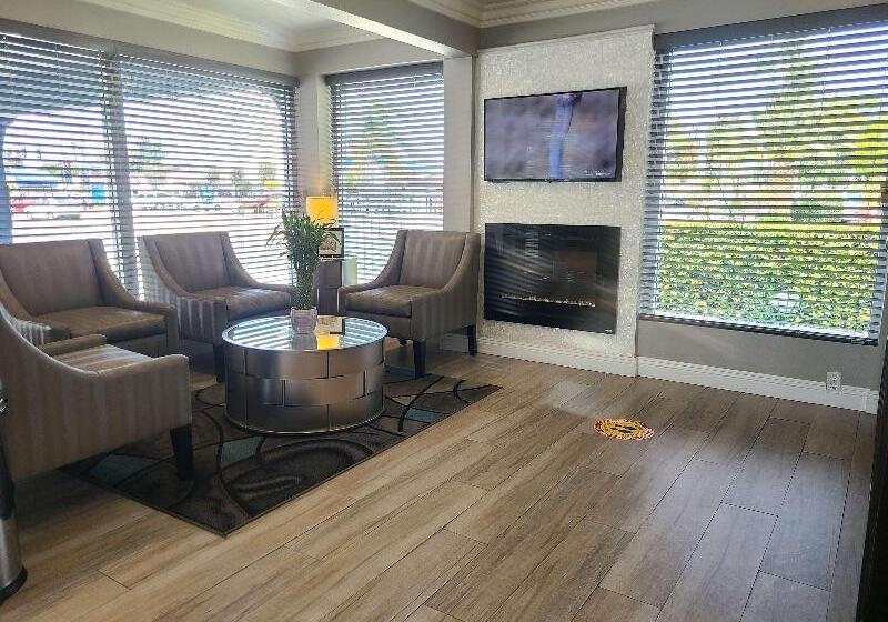 فندق Best Western Orange Plaza