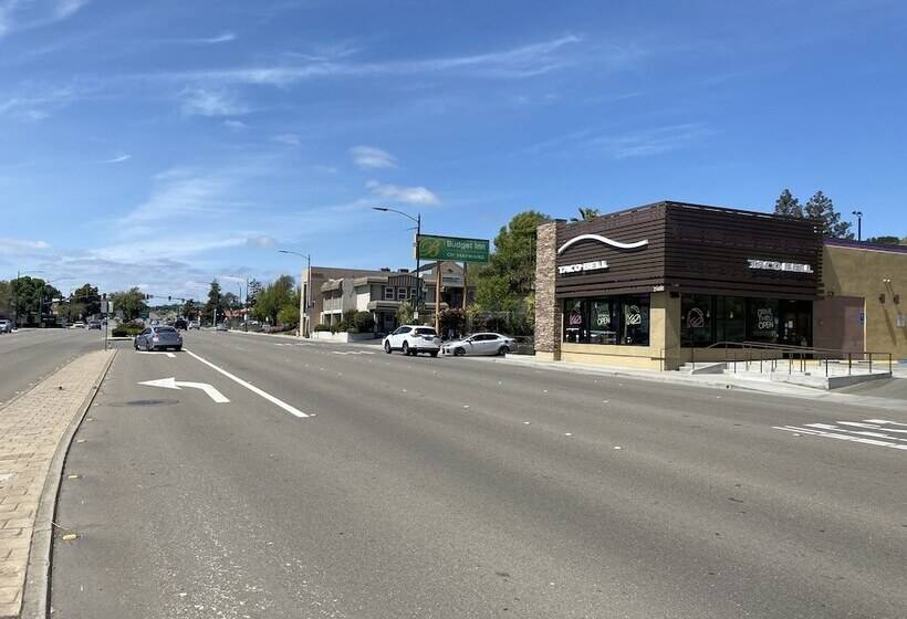 فندق Budget Inn Of Hayward