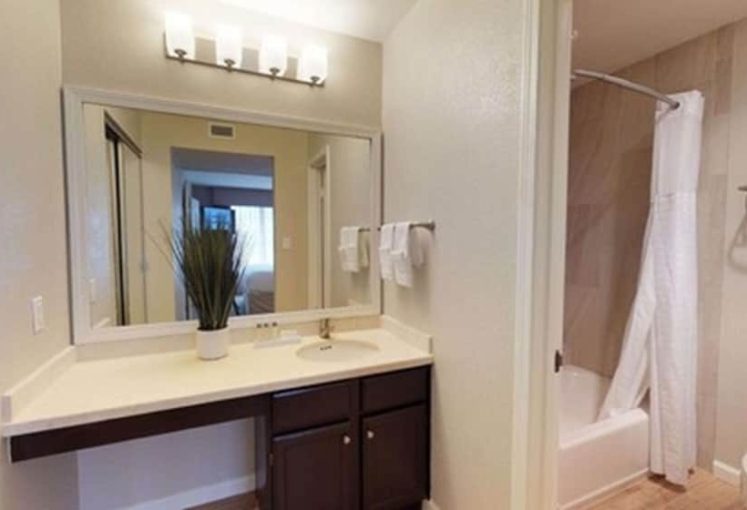 فندق Chase Suites Brea Fullerton   North Orange County