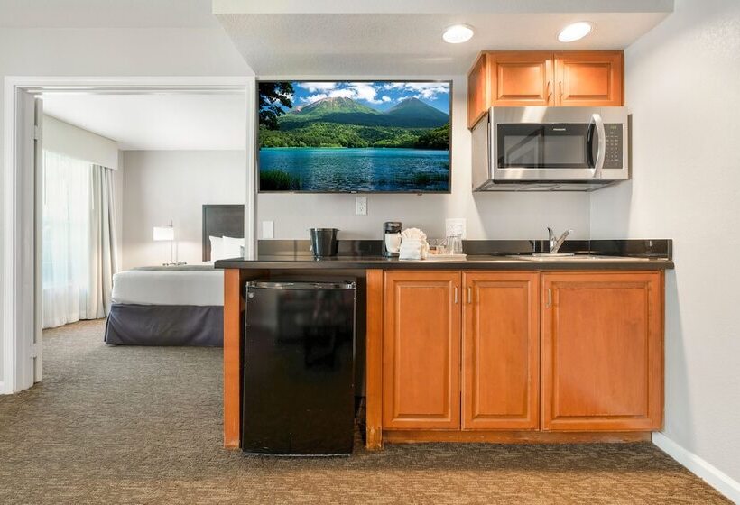 فندق Chase Suites Brea Fullerton   North Orange County