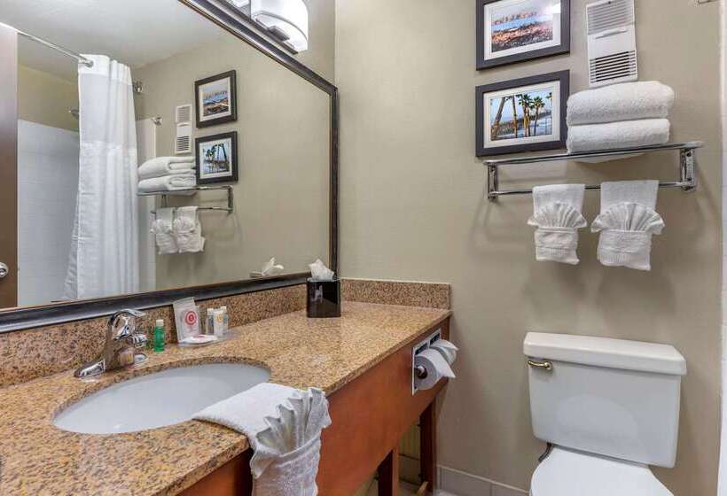 ホテル Comfort Inn Escondido San Diego North County