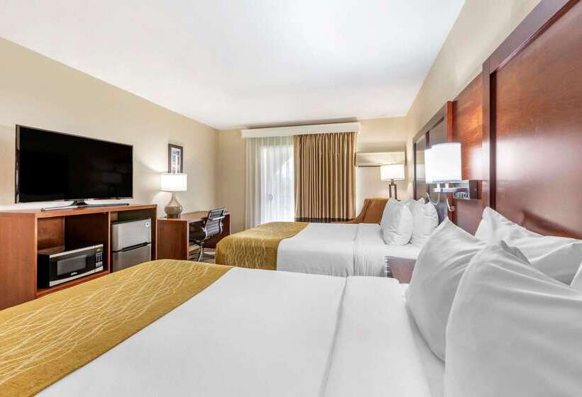 בית מלון כפרי Comfort Inn Escondido San Diego North County