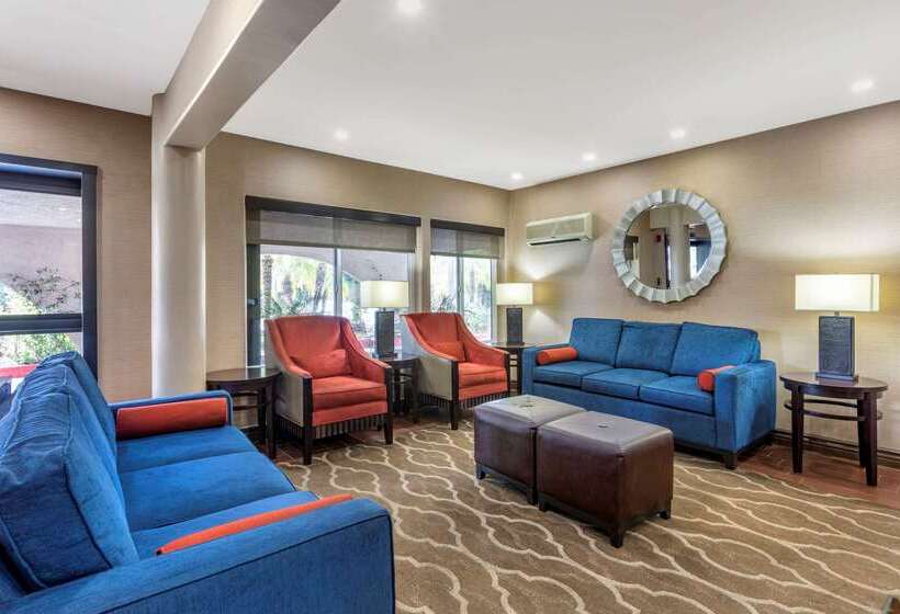 בית מלון כפרי Comfort Inn Escondido San Diego North County