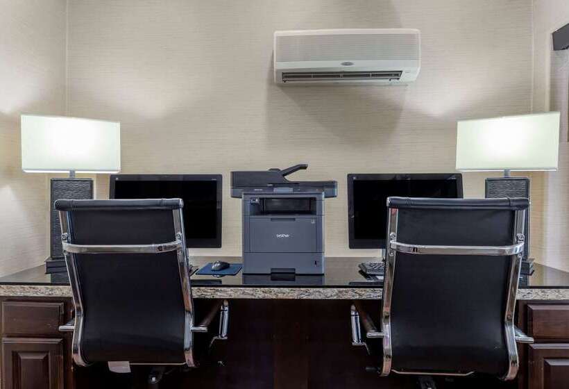 ホテル Comfort Inn Escondido San Diego North County