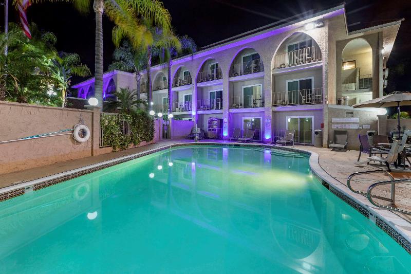 בית מלון כפרי Comfort Inn Escondido San Diego North County