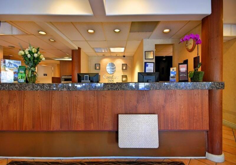 ホテル Comfort Inn Escondido San Diego North County