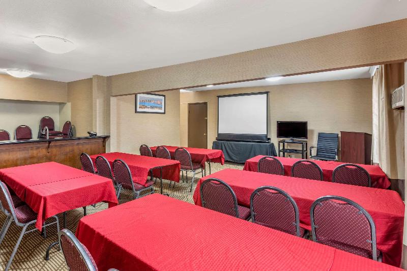 ホテル Comfort Inn Escondido San Diego North County