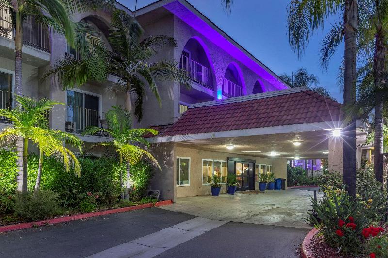 ホテル Comfort Inn Escondido San Diego North County