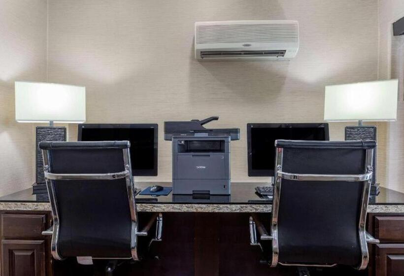 ホテル Comfort Inn Escondido San Diego North County