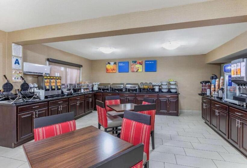 ホテル Comfort Inn Escondido San Diego North County