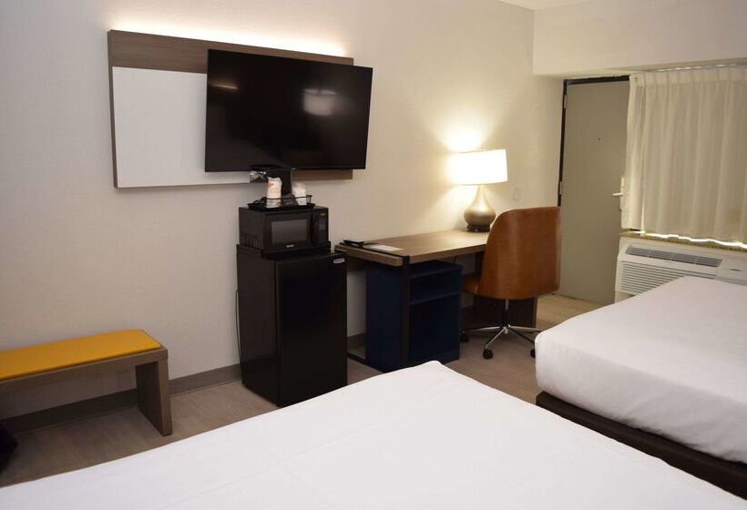 בית מלון כפרי Comfort Inn & Suites Syracusecarrier Circle