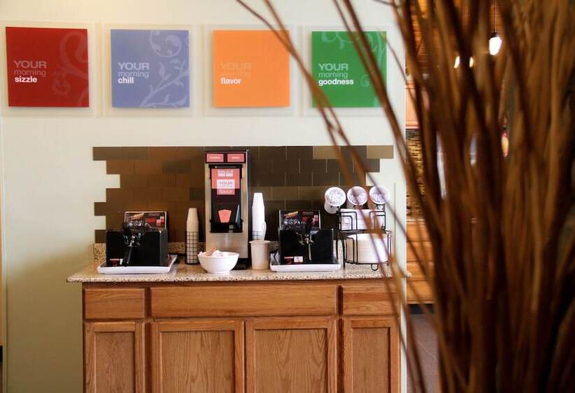 호텔 Comfort Inn & Suites Syracusecarrier Circle