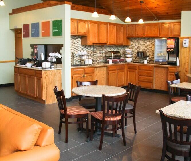 בית מלון כפרי Comfort Inn & Suites Syracusecarrier Circle