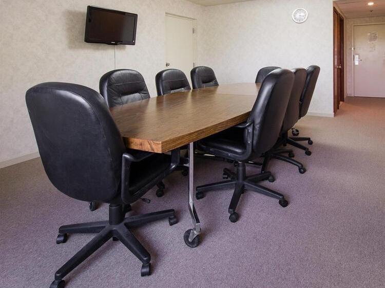 בית מלון כפרי Comfort Inn & Suites Syracusecarrier Circle