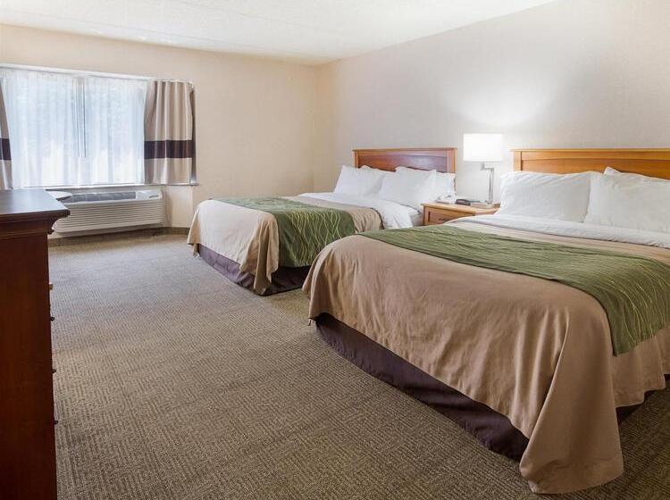 호텔 Comfort Inn & Suites Syracusecarrier Circle