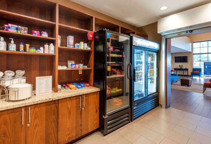 ホテル Comfort Suites St George  University Area