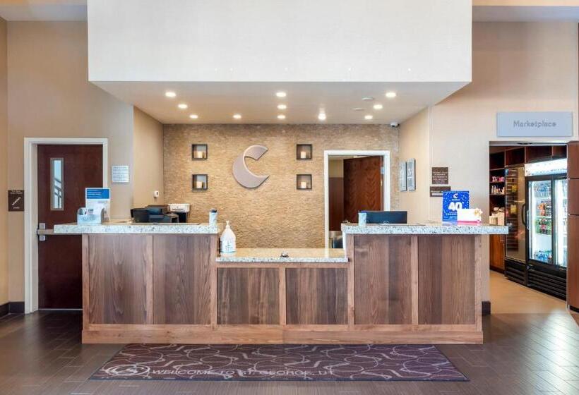 ホテル Comfort Suites St George  University Area