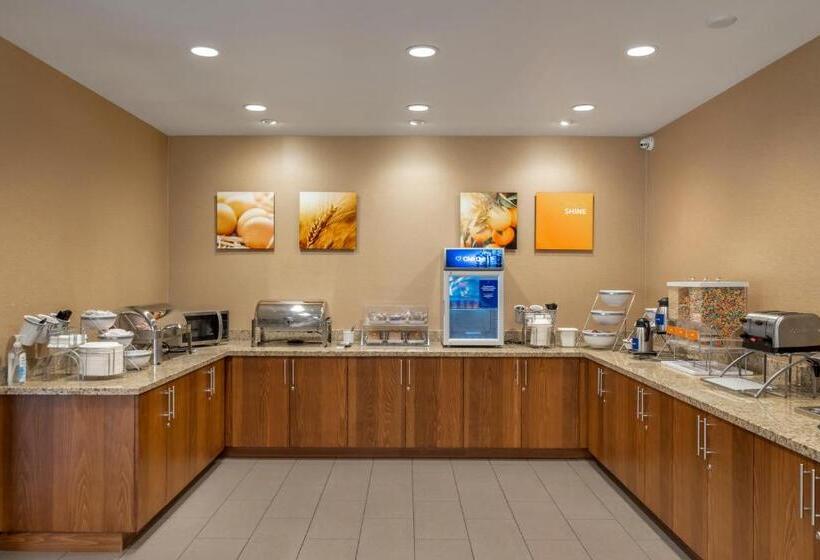 ホテル Comfort Suites St George  University Area