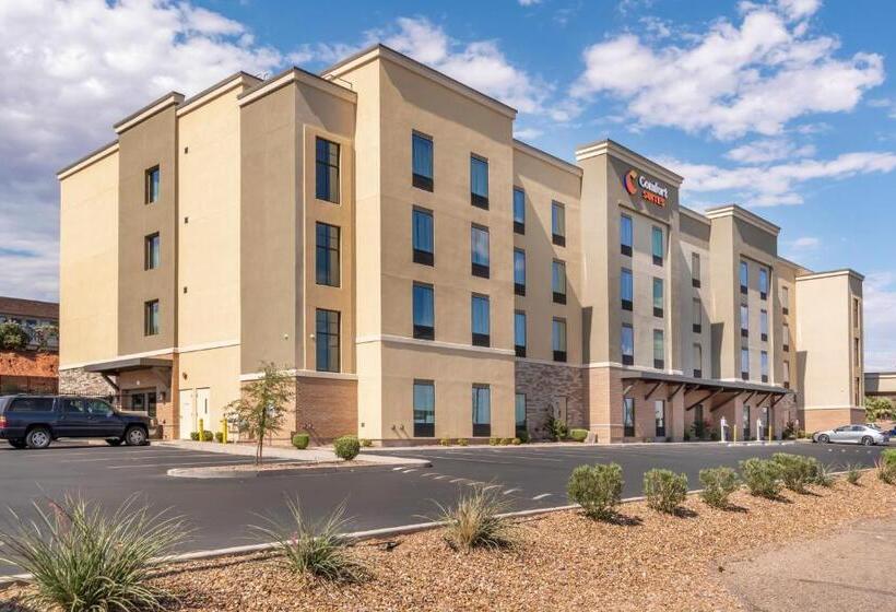 ホテル Comfort Suites St George  University Area