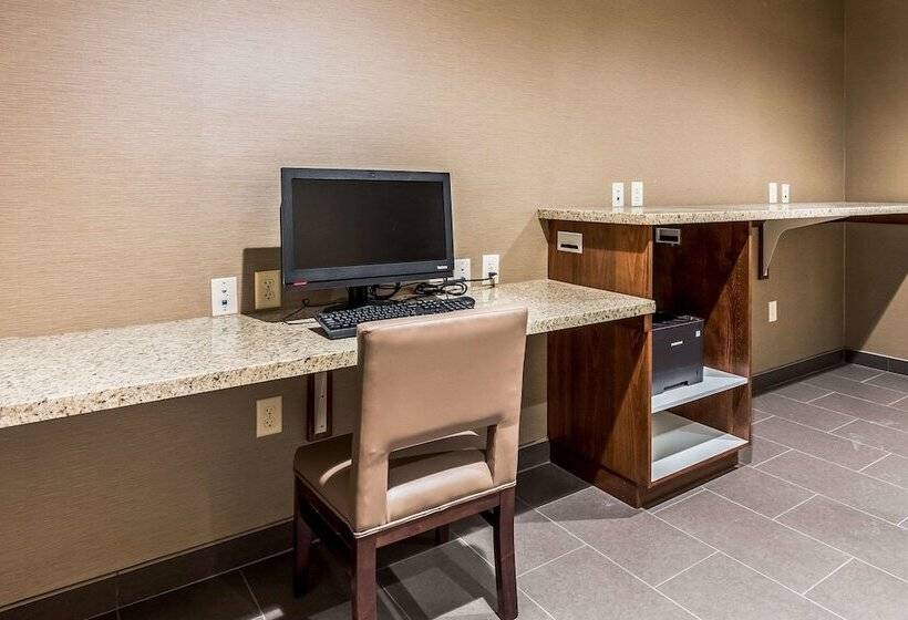 ホテル Comfort Suites St George  University Area