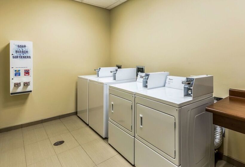 ホテル Comfort Suites St George  University Area