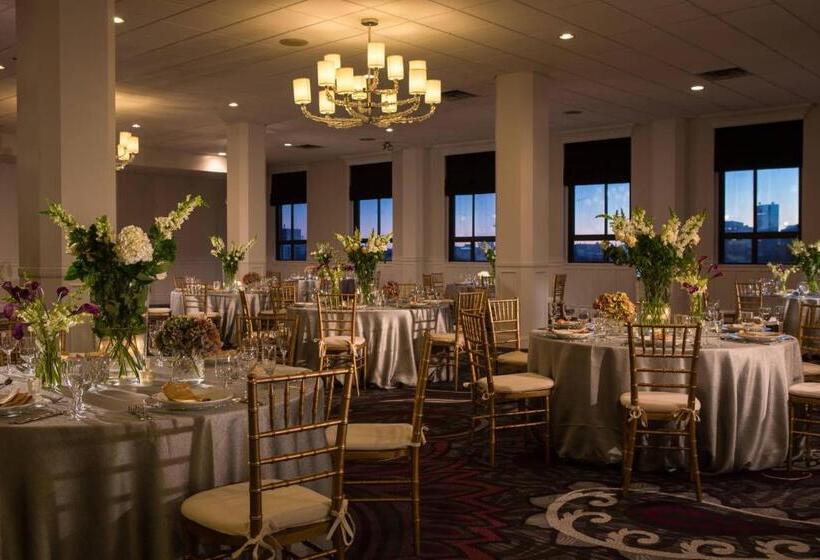 فندق Courtyard By Marriott Boston Downtown