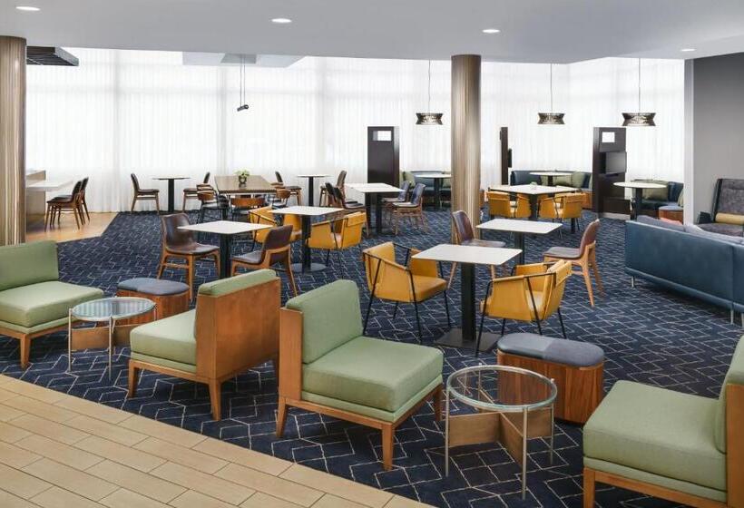 فندق Courtyard By Marriott Los Angeles Woodland Hills