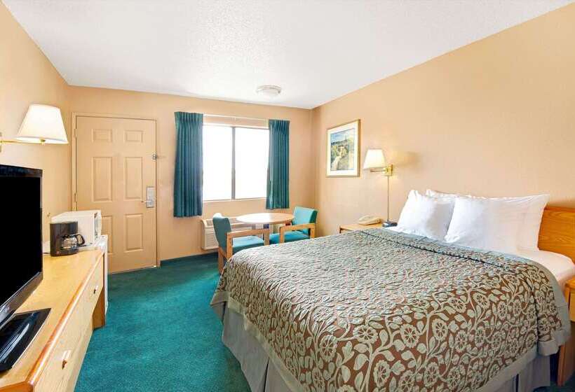 בית מלון כפרי Days Inn By Wyndham El Paso Airport East