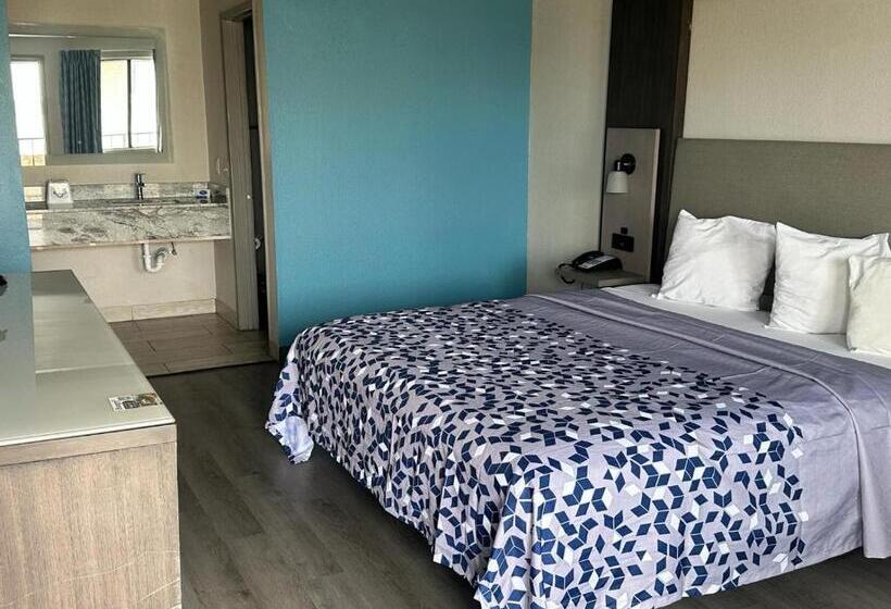 בית מלון כפרי Days Inn By Wyndham El Paso Airport East