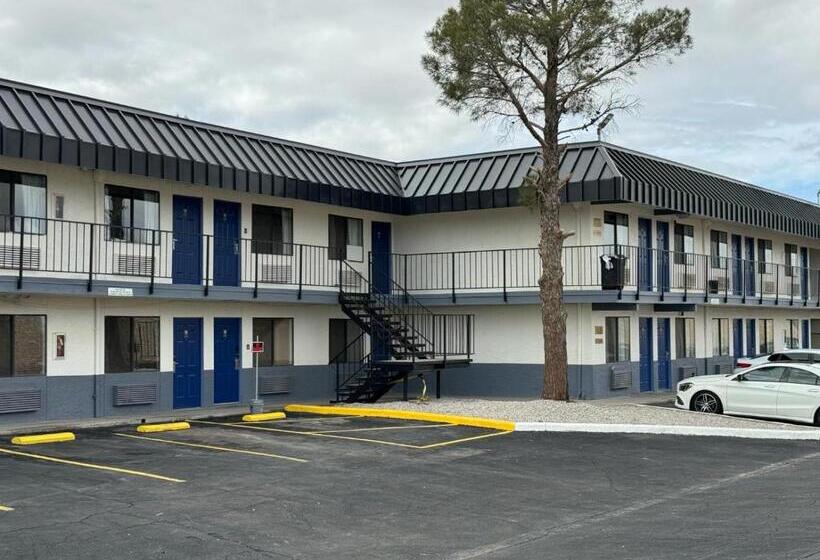 בית מלון כפרי Days Inn By Wyndham El Paso Airport East