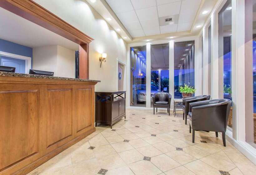 فندق Days Inn By Wyndham Modesto