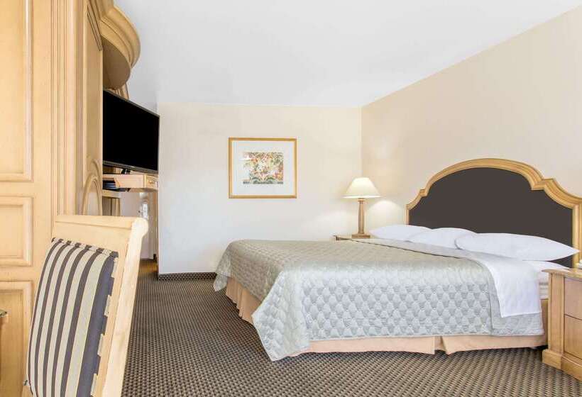 فندق Days Inn By Wyndham Modesto