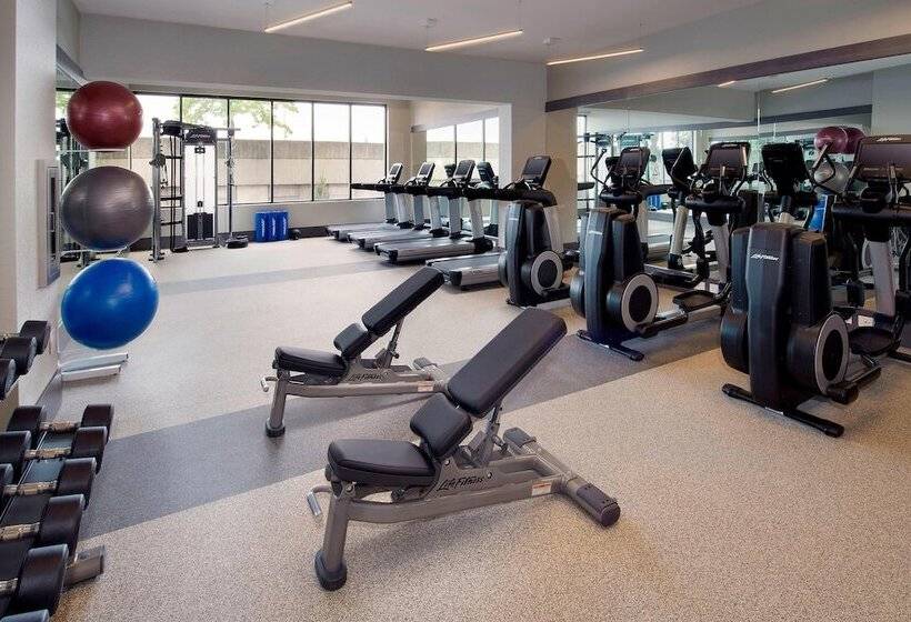 Delta Hotels By Marriott Seattle Everett