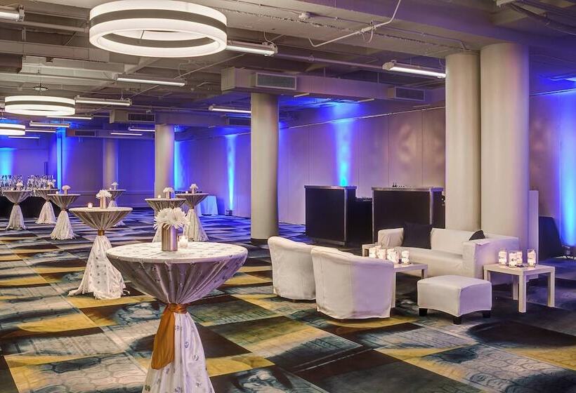 酒店 Detroit Marriott At The Renaissance Center