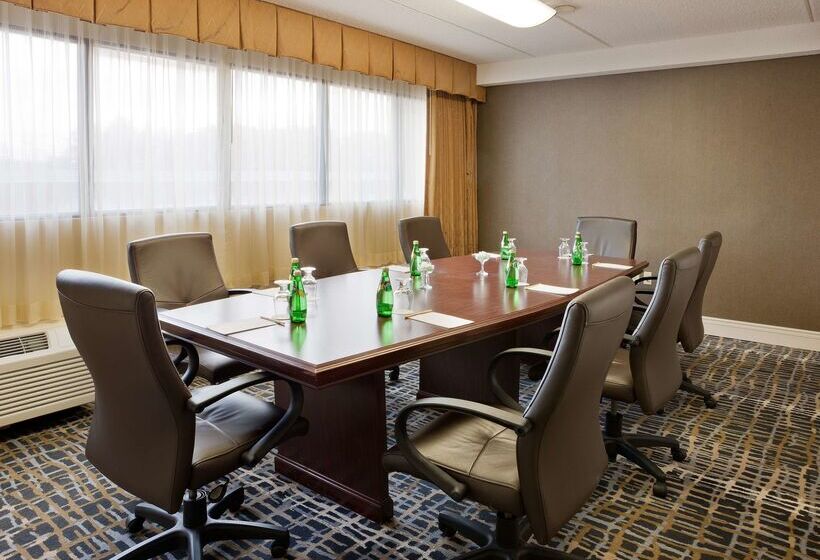 Doubletree By Hilton Hotel Boston   Westborough