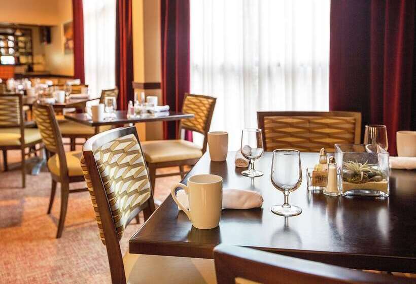 酒店 Doubletree By Hilton Charlotte Airport