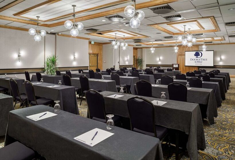 Doubletree By Hilton Hotel Denver