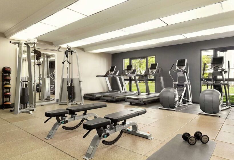 בית מלון כפרי Doubletree By Hilton  Detroit  Novi