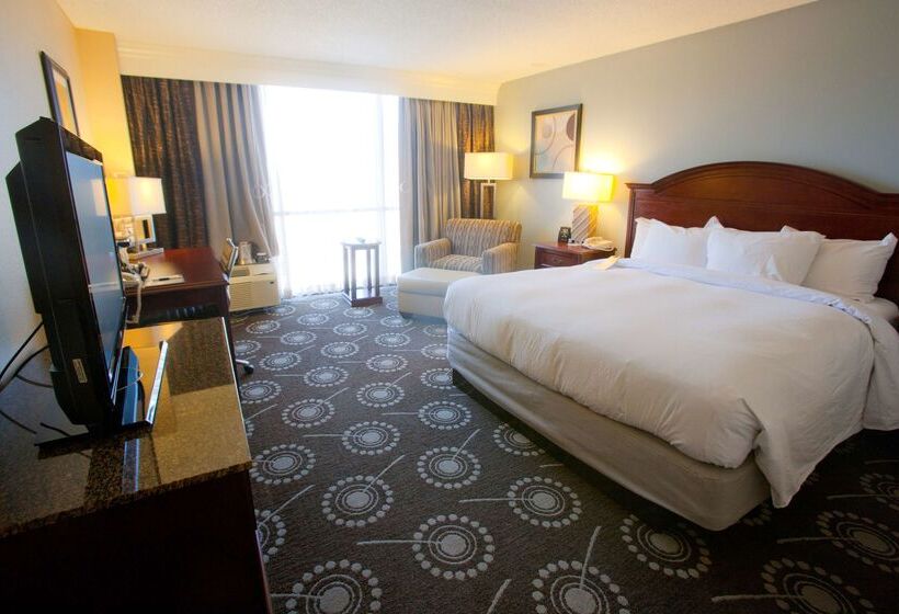 Отель Wyndham Midland Downtown