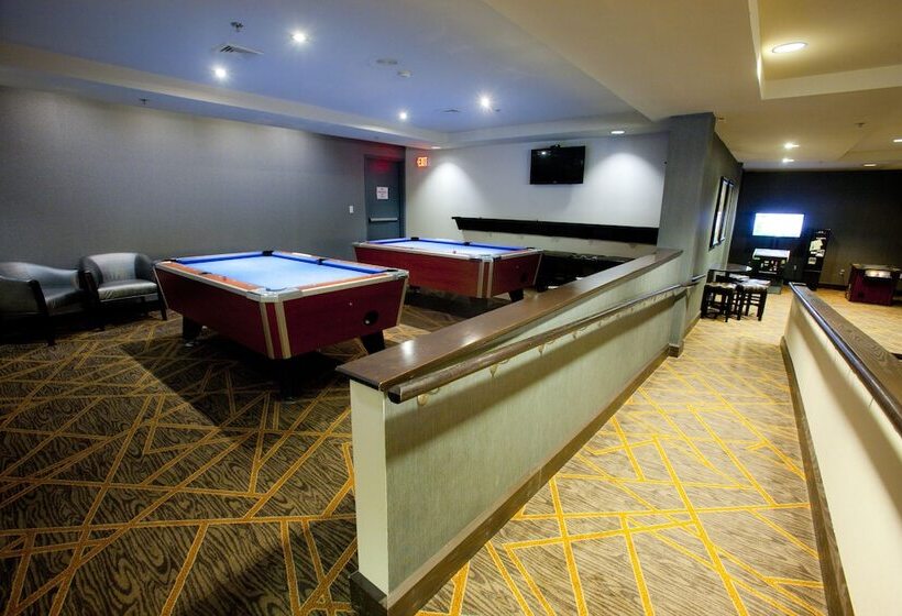 Отель Wyndham Midland Downtown