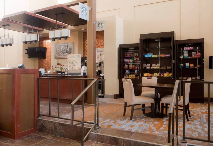 Отель Wyndham Midland Downtown