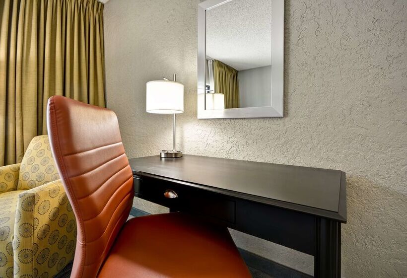 فندق Doubletree By Hilton Phoenix North